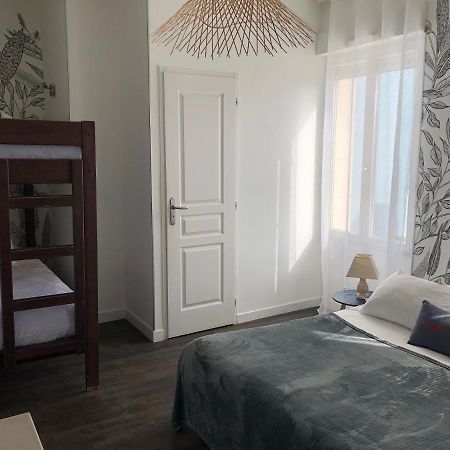 Hotel Restaurant L'Atelier Des Cousins Châtelaillon-Plage Exteriör bild